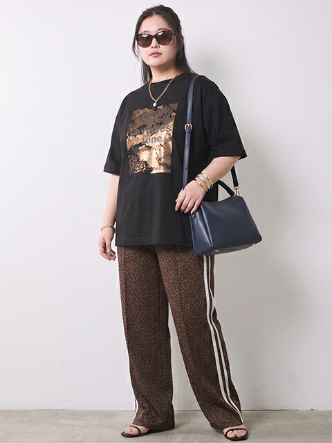 CHIC STYLEの綿100%箔プリントTシャツ<大きいサイズ有>シックスタイルを使ったコーディネートを紹介します。｜Rakuten Fashion(楽天ファッション／旧楽天ブランドアベニュー)7170433