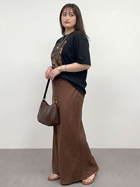 CHIC STYLEの綿100%箔プリントTシャツ<大きいサイズ有>シックスタイルを使ったコーディネートを紹介します。｜Rakuten Fashion(楽天ファッション／旧楽天ブランドアベニュー)7170435