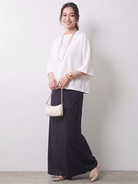 CHIC STYLEの綿100%シンプルTシャツ<大きいサイズ有>シックスタイルを使ったコーディネートを紹介します。｜Rakuten Fashion(楽天ファッション／旧楽天ブランドアベニュー)7170439