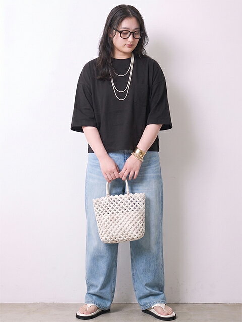 CHIC STYLEの綿100%シンプルTシャツ<大きいサイズ有>シックスタイルを使ったコーディネートを紹介します。｜Rakuten Fashion(楽天ファッション／旧楽天ブランドアベニュー)7170489