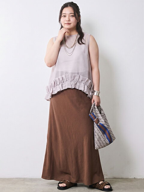 CHIC STYLEのレーヨン麻ナローマキシスカート<大きいサイズ有>シックスタイルを使ったコーディネートを紹介します。｜Rakuten Fashion(楽天ファッション／旧楽天ブランドアベニュー)7170469