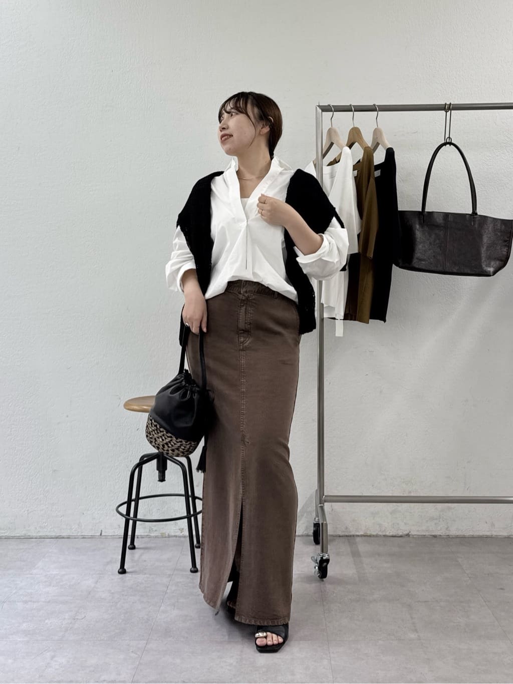 GALLARDAGALANTEのスキッパーシャツを使ったコーディネートを紹介します。｜Rakuten Fashion(楽天ファッション／旧楽天ブランドアベニュー)7173105