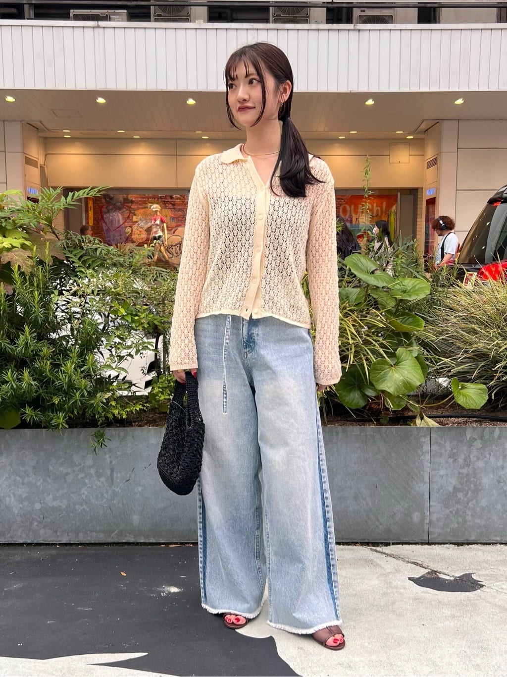 FREAK’S STOREのラメ糸手編み 2WAYバッグを使ったコーディネートを紹介します。｜Rakuten Fashion(楽天ファッション／旧楽天ブランドアベニュー)7173272