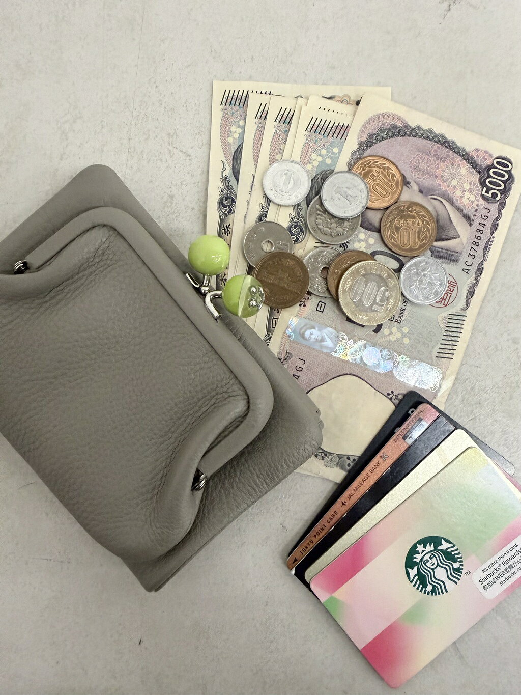 ear PAPILLONNER | 《WEB限定/本革》牛革がま口折り財布 | Rakuten