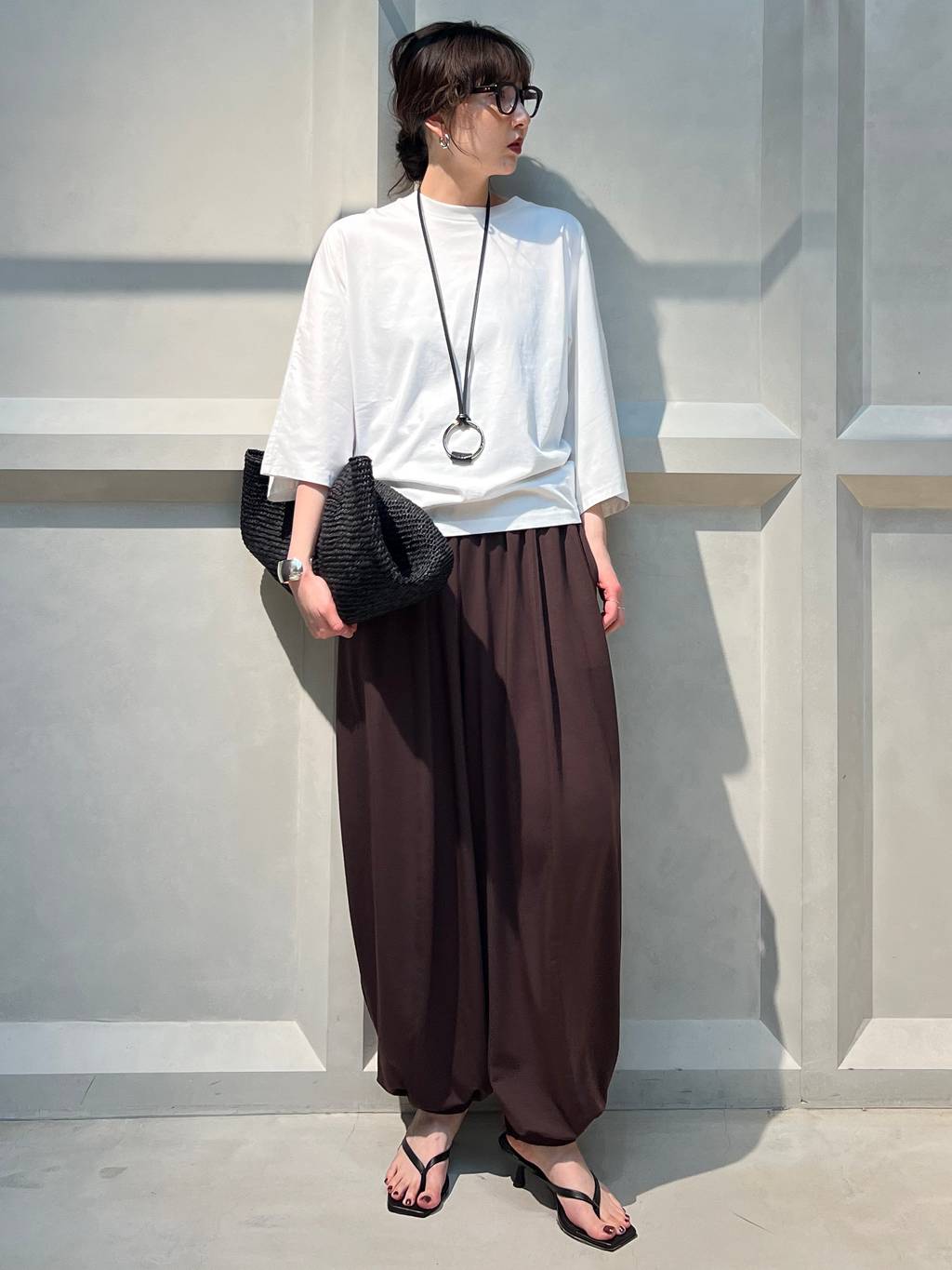 CurensologyのドルマンナローTシャツを使ったコーディネートを紹介します。｜Rakuten Fashion(楽天ファッション／旧楽天ブランドアベニュー)7178435