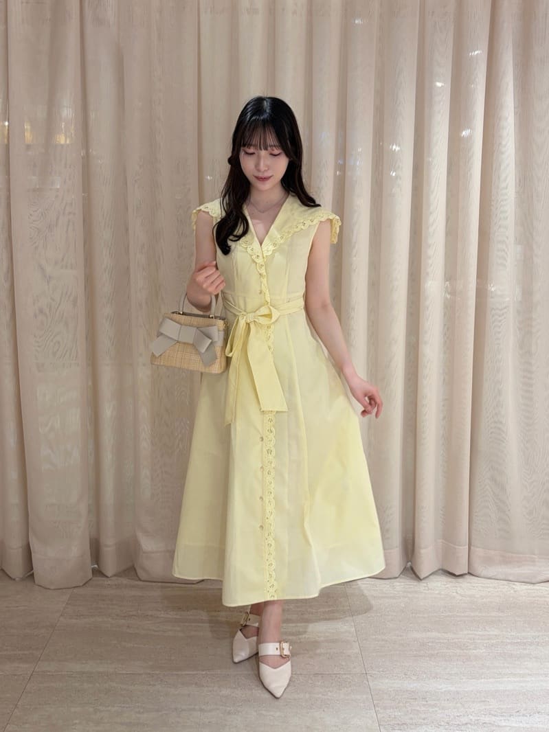 PROPORTION BODY DRESSINGの<中川紅葉さん着用>セーラーカラーレーストリムワンピースを使ったコーディネートを紹介します。｜Rakuten Fashion(楽天ファッション／旧楽天ブランドアベニュー)7179157