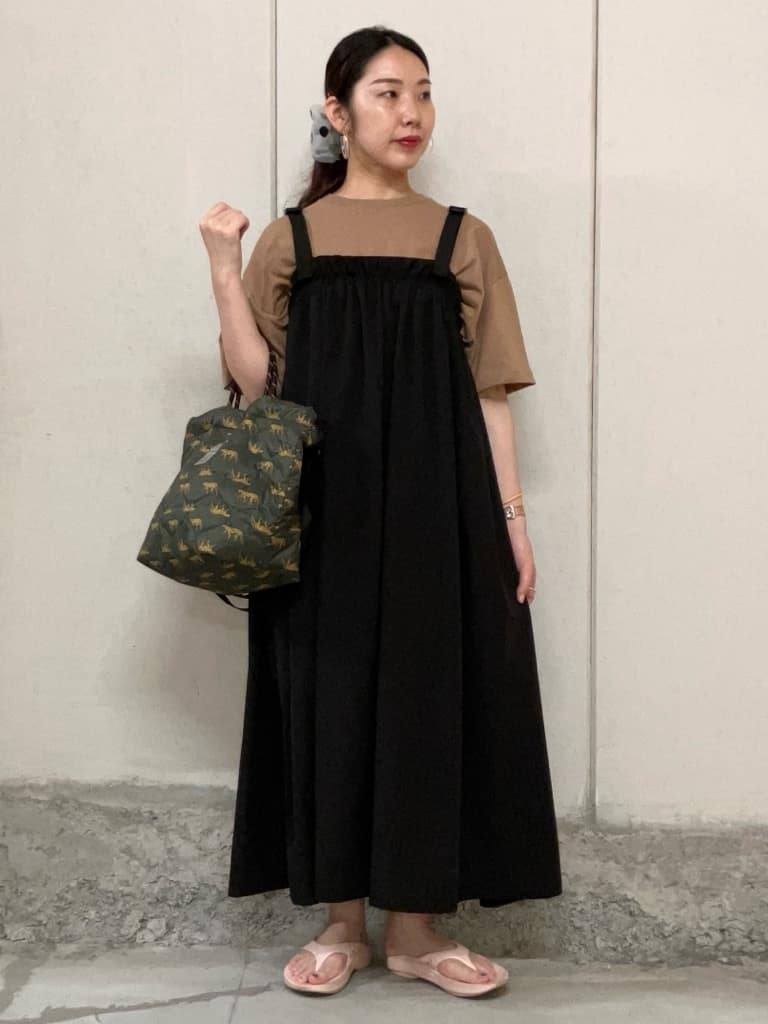FREAK’S STOREの別注PADDED TOTE BAG/パデットトートバッグを使ったコーディネートを紹介します。｜Rakuten Fashion(楽天ファッション／旧楽天ブランドアベニュー)7179966