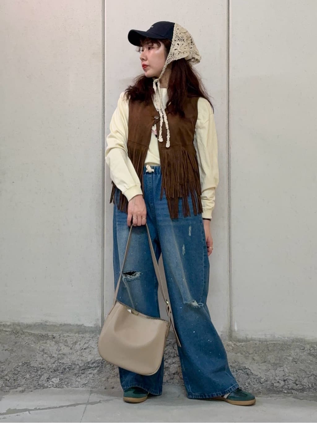 FREAK’S STOREのインド マルチウェイ フラワークロシェスカーフ S 25SSを使ったコーディネートを紹介します。｜Rakuten Fashion(楽天ファッション／旧楽天ブランドアベニュー)7180019