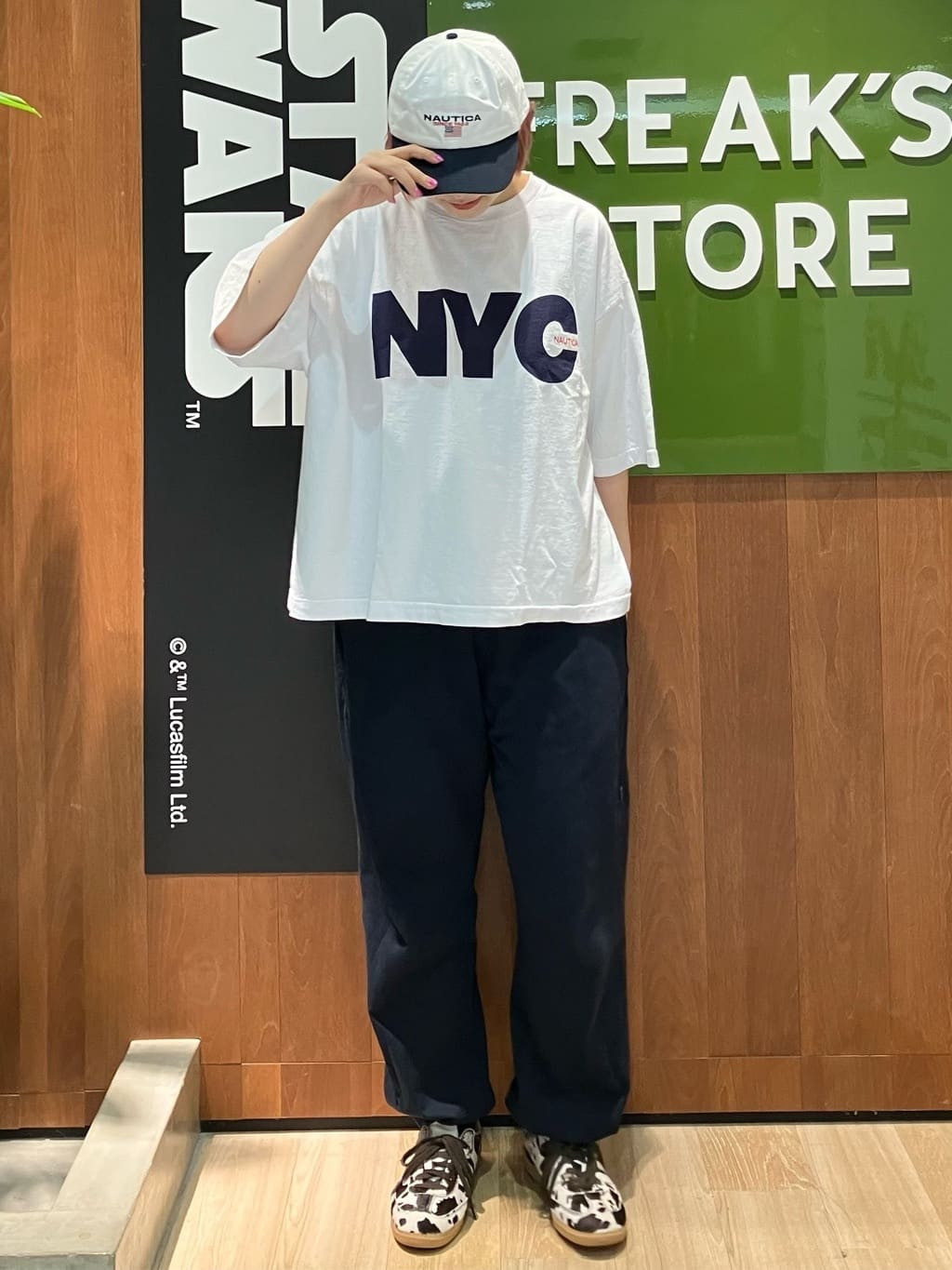 FREAK’S STOREのMade in U.S.A ヘビーウェイト オーバーサイズ クルーネック プリントTシャツ type 3を使ったコーディネートを紹介します。｜Rakuten Fashion(楽天ファッション／旧楽天ブランドアベニュー)7180113