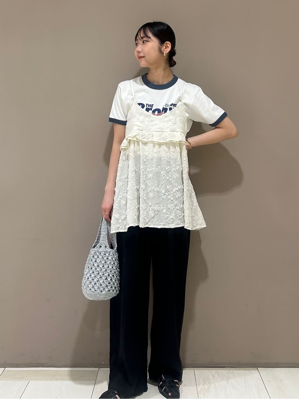 FREAK’S STOREのインド 3D刺繍 花柄キャミビスチェを使ったコーディネートを紹介します。｜Rakuten Fashion(楽天ファッション／旧楽天ブランドアベニュー)7185425