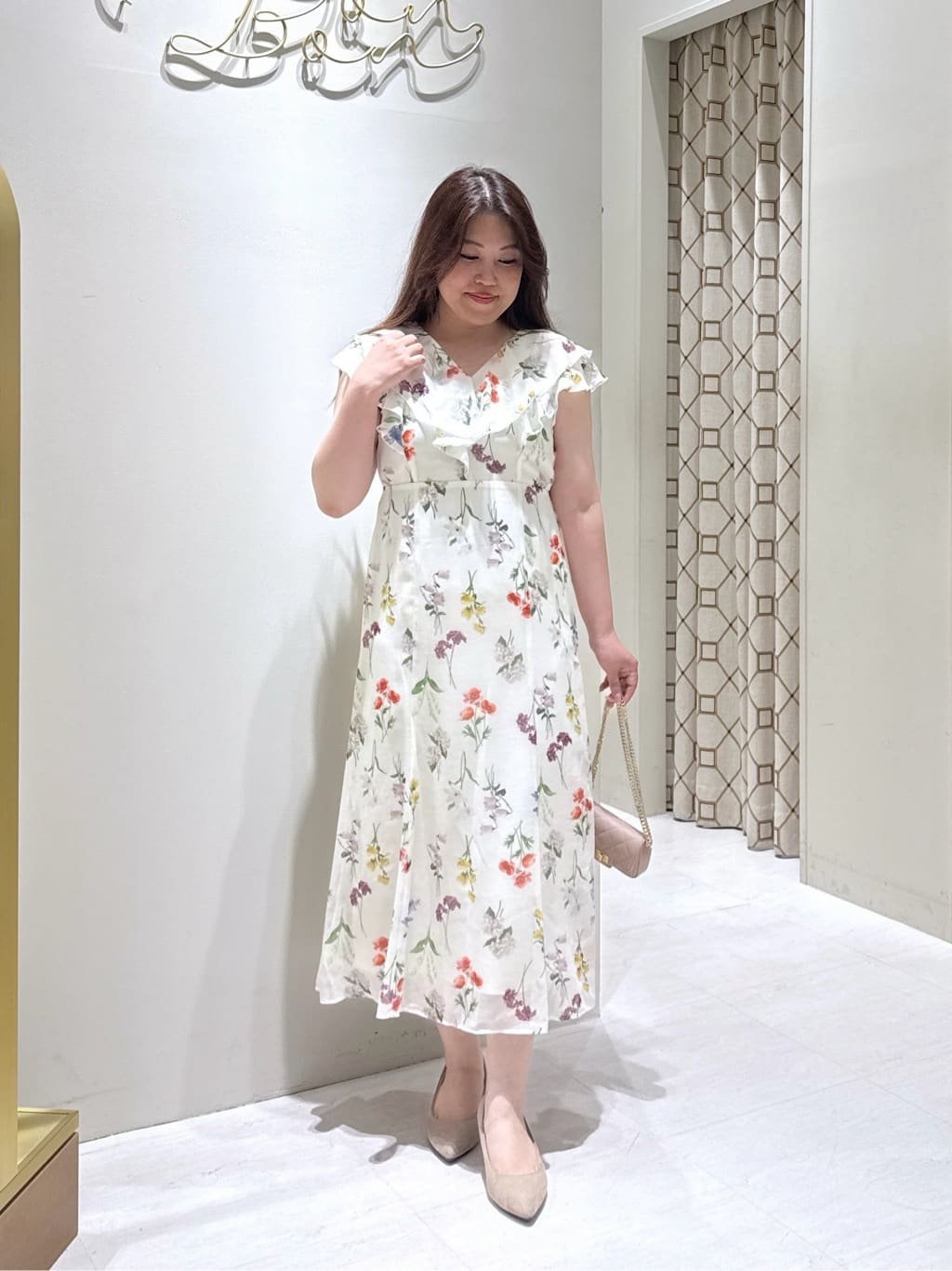 La boutique BonBon | 【最強モテワンピ】ボタニカルプリントラッフル