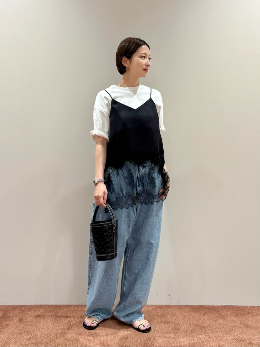 conte アシンメトリー　レース　キャミソール conte キャミソール 「conte」アシンメトリー レース キャミソール