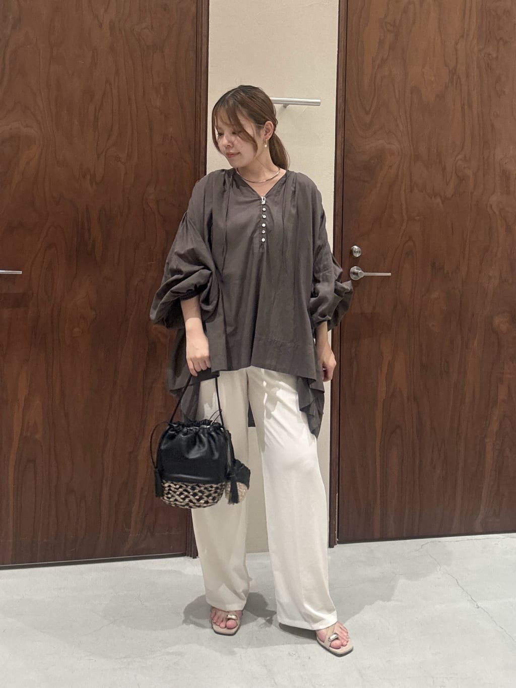 GALLARDAGALANTEの【ガランテ名品】ライトジャージーワイドパンツを使ったコーディネートを紹介します。｜Rakuten Fashion(楽天ファッション／旧楽天ブランドアベニュー)7187651