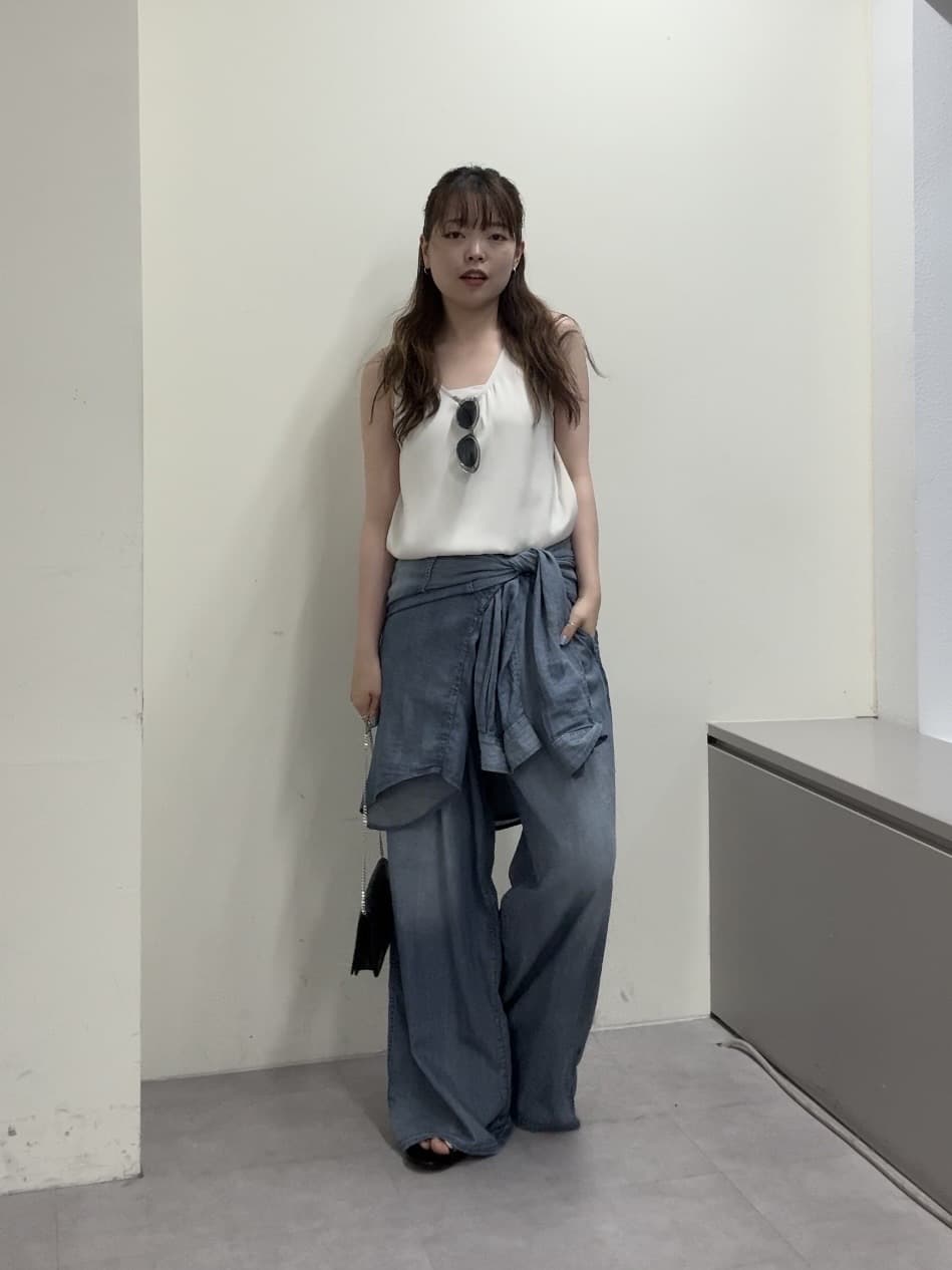 GALLARDAGALANTEの<Oggi 6月号掲載アイテム>【夏でも快適】シアーデニムパンツを使ったコーディネートを紹介します。｜Rakuten Fashion(楽天ファッション／旧楽天ブランドアベニュー)7187770