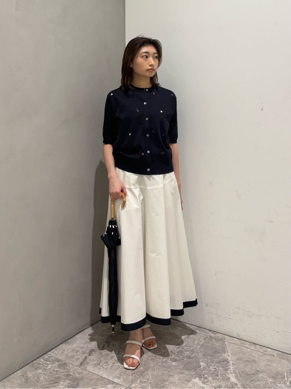 UNITED ARROWS | フラワー エンブロイダリー ショートスリーブ