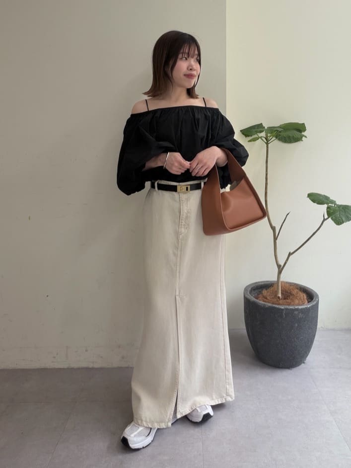 GALLARDAGALANTEの【セットアップ対応】リヨセルスリットスカートを使ったコーディネートを紹介します。｜Rakuten Fashion(楽天ファッション／旧楽天ブランドアベニュー)7188858