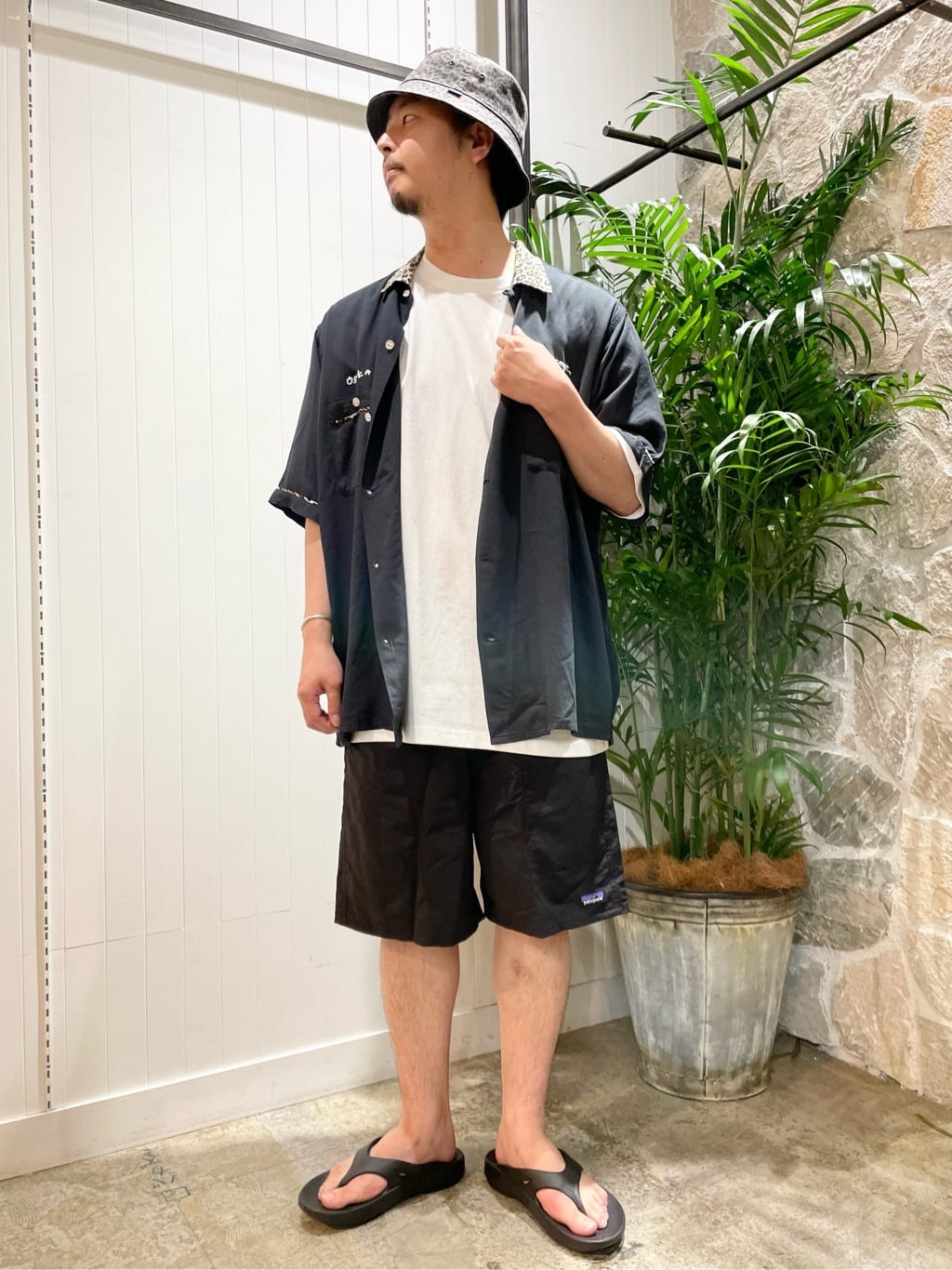FREAK’S STOREのコーディネートを紹介します。｜Rakuten Fashion(楽天ファッション／旧楽天ブランドアベニュー)7189140