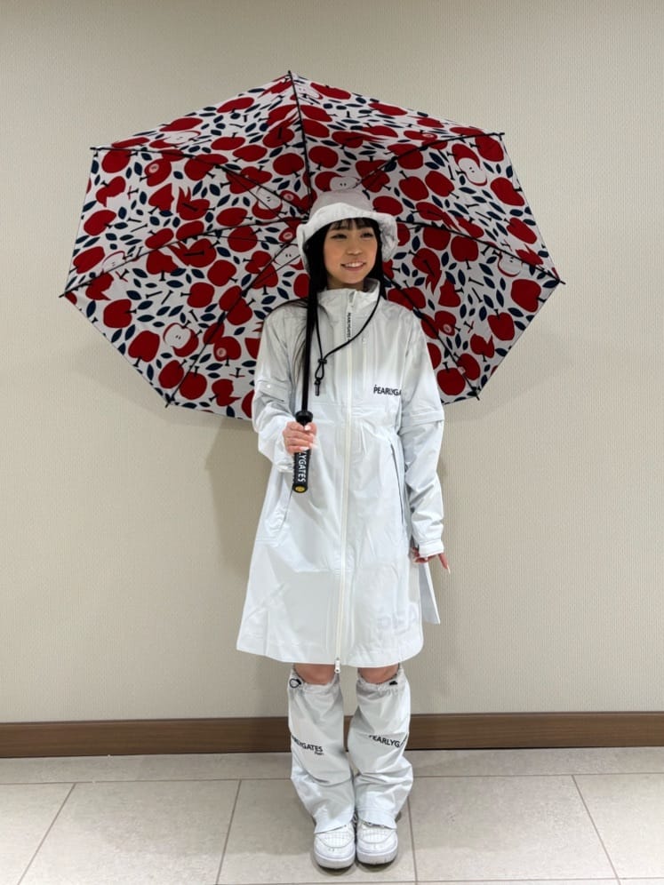 PEARLY GATES | りんご総柄UVパラソル (UNISEX) | Rakuten Fashion