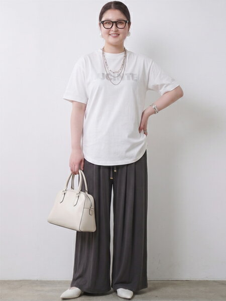 CHIC STYLEの綿100%ロゴプリントTシャツ<大きいサイズ有>シックスタイルを使ったコーディネートを紹介します。｜Rakuten Fashion(楽天ファッション／旧楽天ブランドアベニュー)7192144