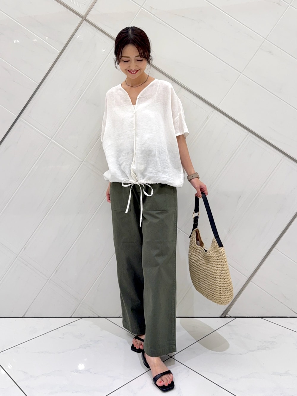 URBAN RESEARCH DOORS | リネンフレンチスリーブドロストブラウス