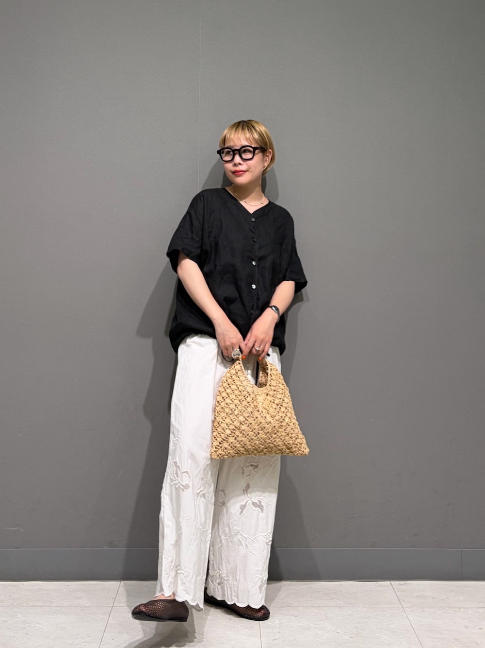 URBAN RESEARCH DOORS | リネンフレンチスリーブドロストブラウス