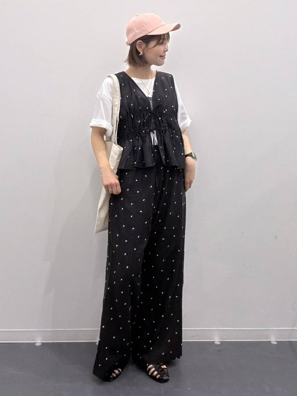 新品タグ付き　LAKOLE ドット刺繍イージーパンツ ビスチェ　ブラック 楽天市場】＜接触冷感＞ドット刺繍イージーパンツ LAKOLE ラコレ
