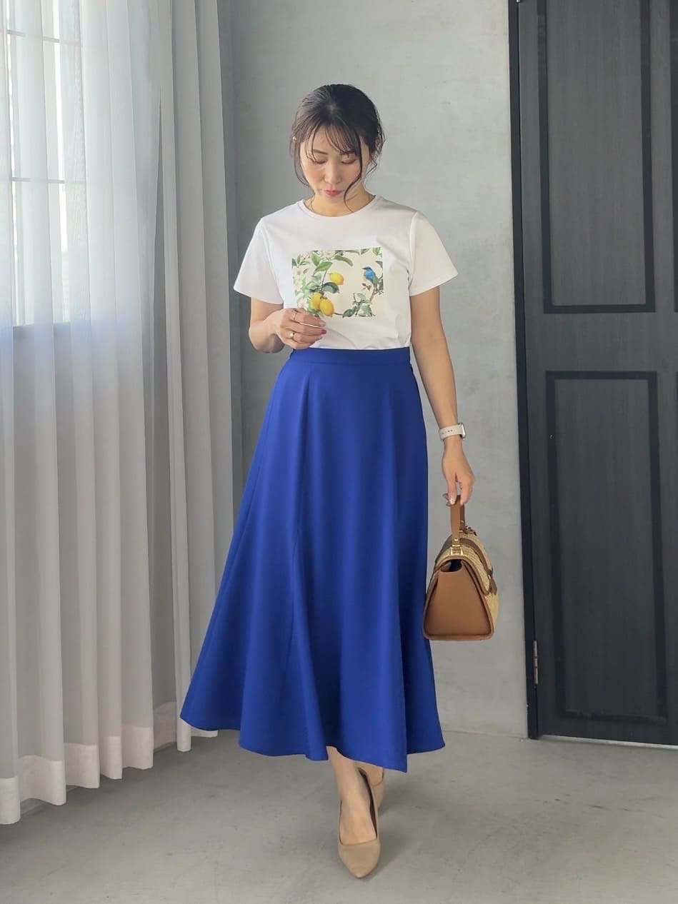 Viaggio BluのレモンプリントTシャツを使ったコーディネートを紹介します。｜Rakuten Fashion(楽天ファッション／旧楽天ブランドアベニュー)7196298