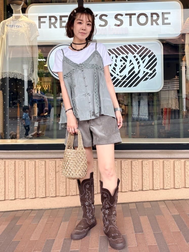 FREAK’S STOREのコットンモダール クルーネック Tシャツ 6色展開 S/Mを使ったコーディネートを紹介します。｜Rakuten Fashion(楽天ファッション／旧楽天ブランドアベニュー)7197374