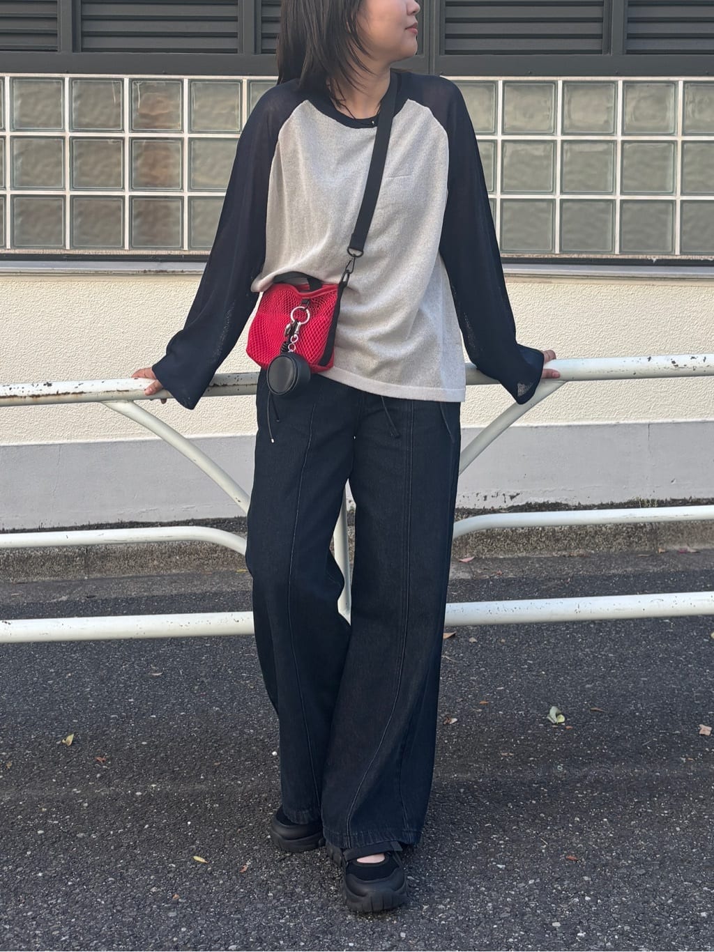ear PAPILLONNERの【ほし企画】ハート付きレザー丸ポーチチャーム《インフルエンサー企画チャーム》を使ったコーディネートを紹介します。｜Rakuten Fashion(楽天ファッション／旧楽天ブランドアベニュー)7197903