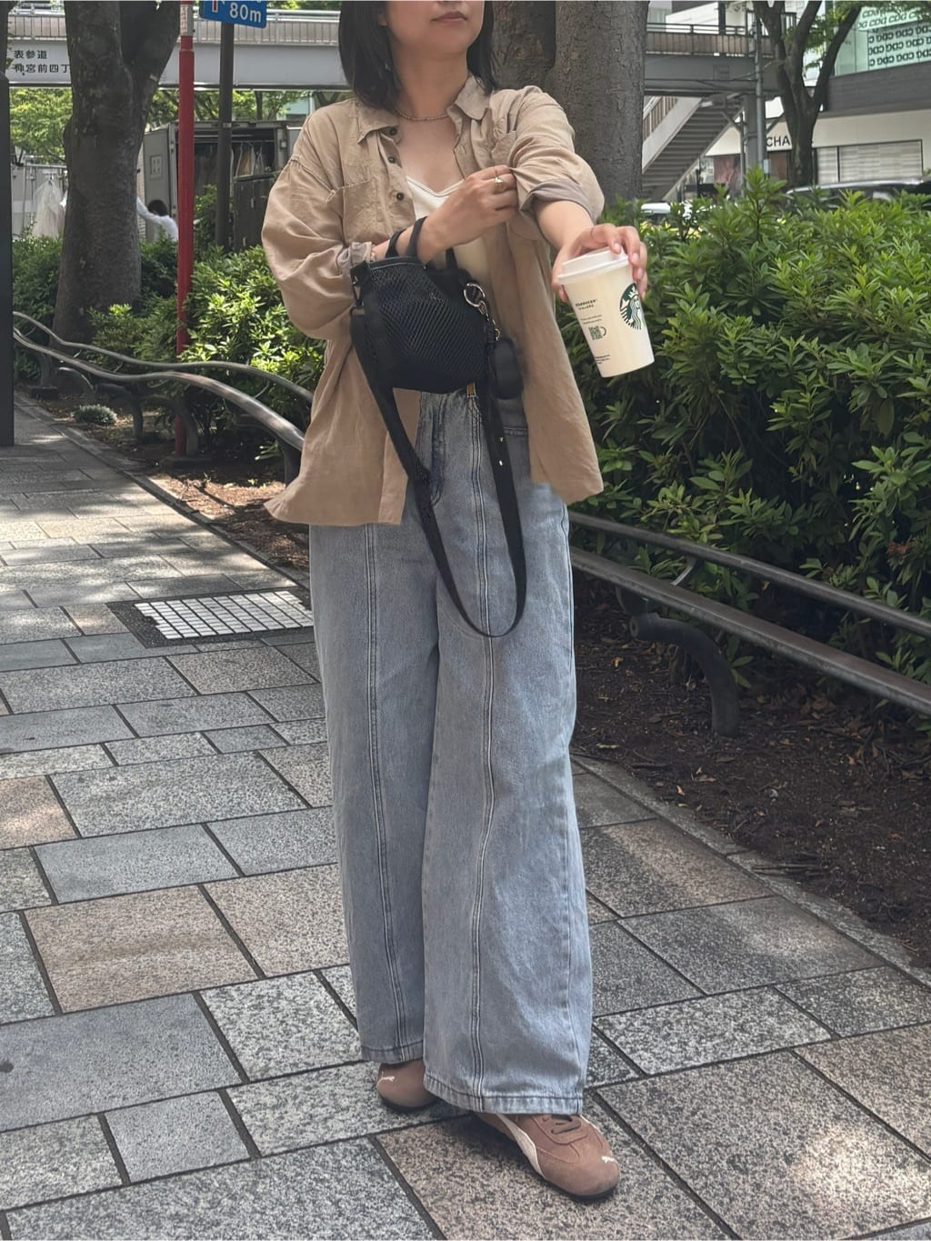 ear PAPILLONNERの【ouchi/ほし企画】ミニダイヤメッシュ2WAYトートバッグを使ったコーディネートを紹介します。｜Rakuten Fashion(楽天ファッション／旧楽天ブランドアベニュー)7197962