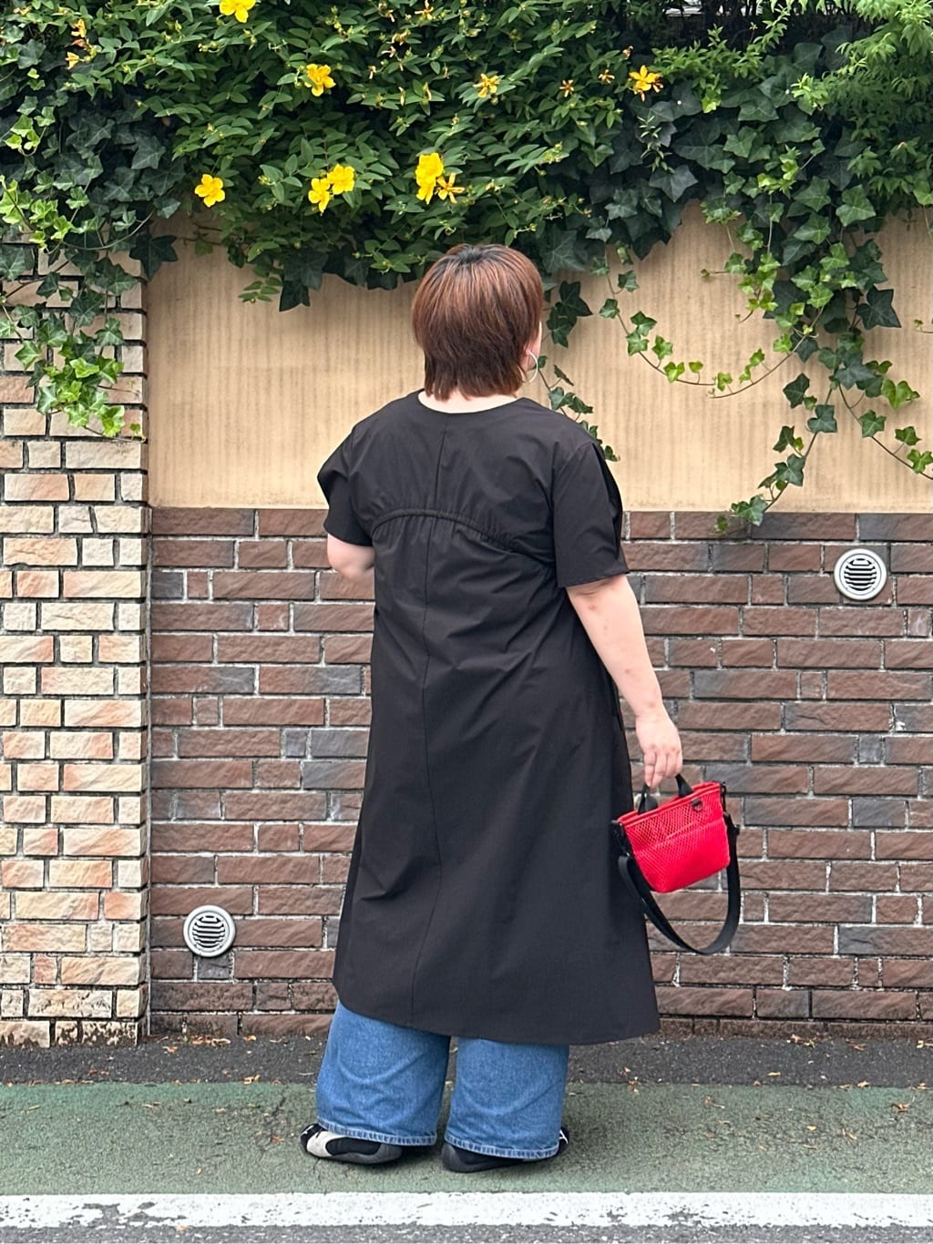 ear PAPILLONNERの【ouchi/ほし企画】ミニダイヤメッシュ2WAYトートバッグを使ったコーディネートを紹介します。｜Rakuten Fashion(楽天ファッション／旧楽天ブランドアベニュー)7198215