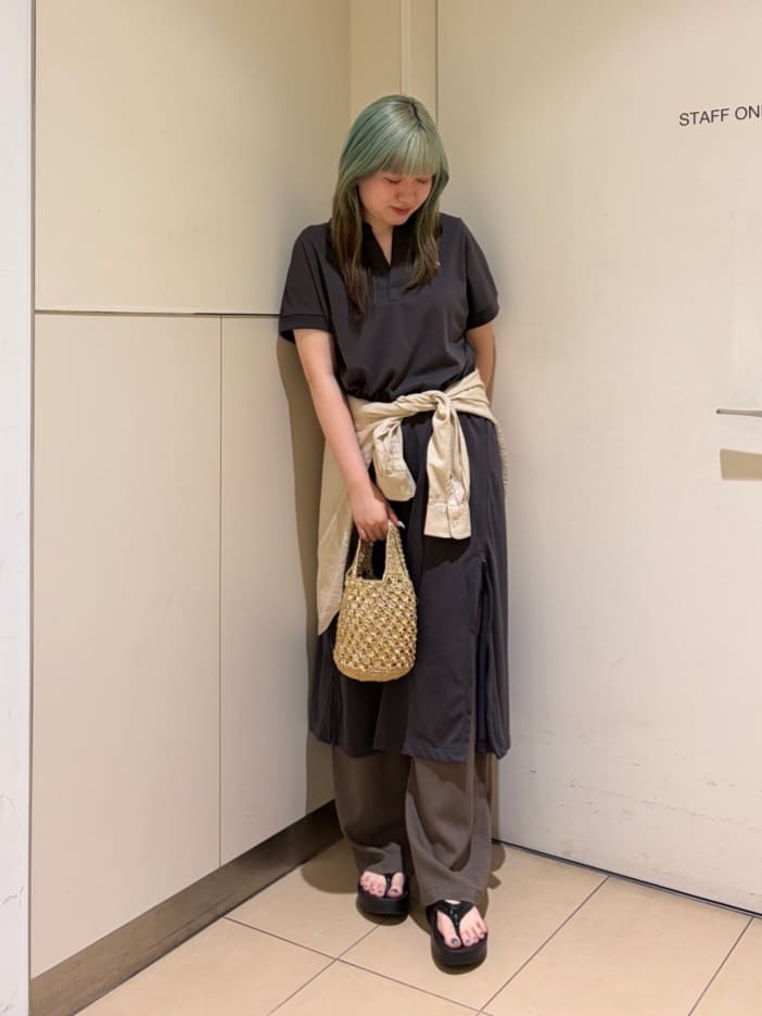FREAK’S STOREのAmericana THOUSAND MILE 別注 スキッパーネック Tシャツワンピース 吸水速乾 抗菌防臭を使ったコーディネートを紹介します。｜Rakuten Fashion(楽天ファッション／旧楽天ブランドアベニュー)7200448