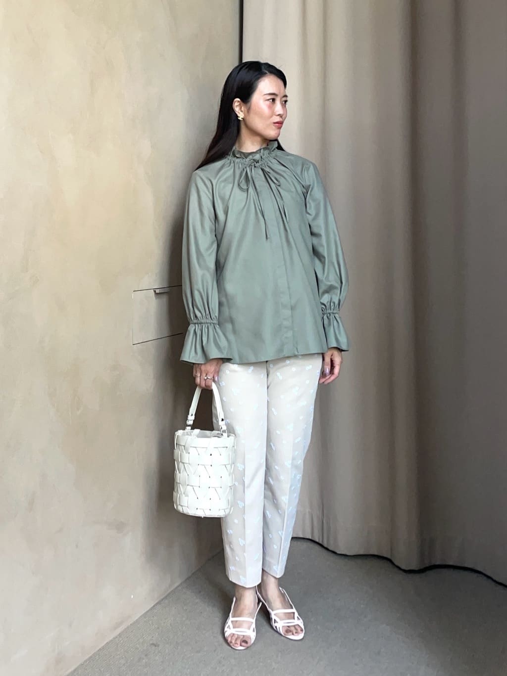 UNITED ARROWS | フリルカラー フレアスリーブ ブラウス | Rakuten