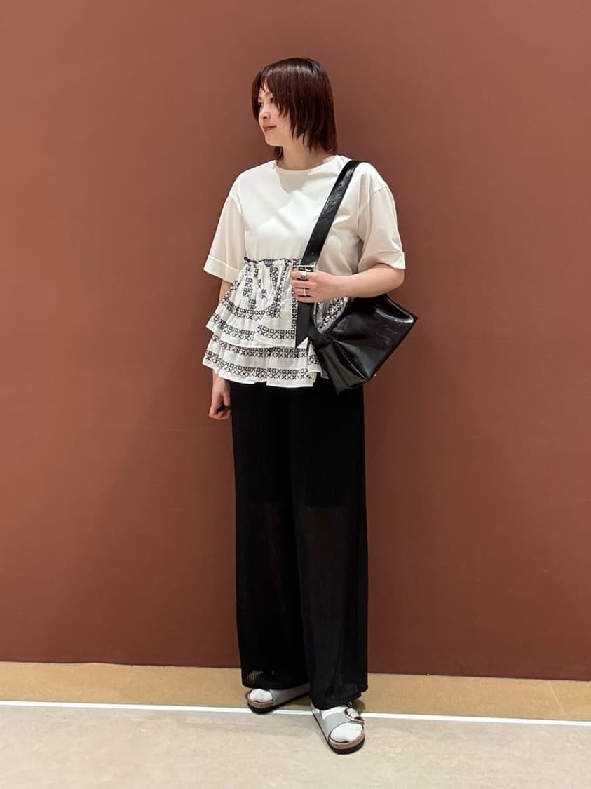 UNITED ARROWS LTD. OUTLET | エンブロイダリープリーツ コンビ T