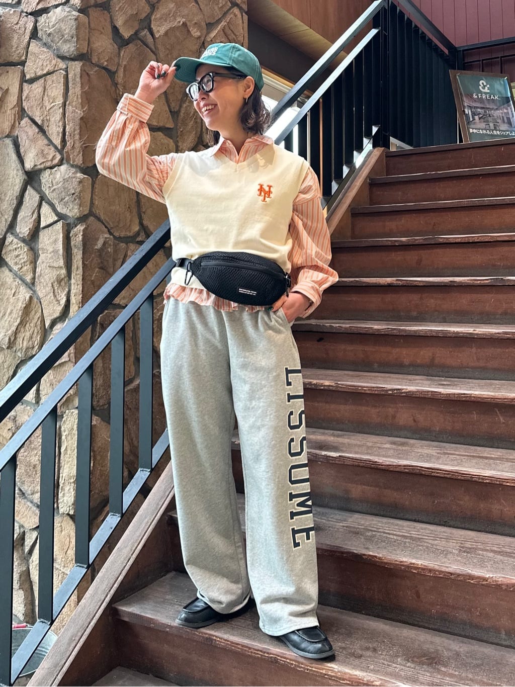 FREAK’S STOREのマルチストライプ ショートシャツ 25SSを使ったコーディネートを紹介します。｜Rakuten Fashion(楽天ファッション／旧楽天ブランドアベニュー)7209864