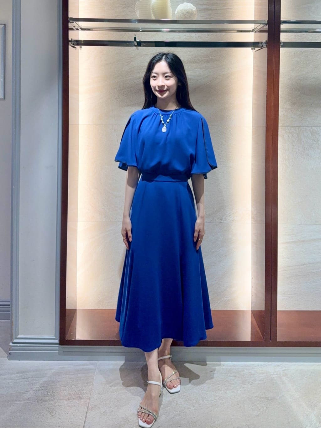 Viaggio Bluの接触冷感ブラウスを使ったコーディネートを紹介します。｜Rakuten Fashion(楽天ファッション／旧楽天ブランドアベニュー)7210508