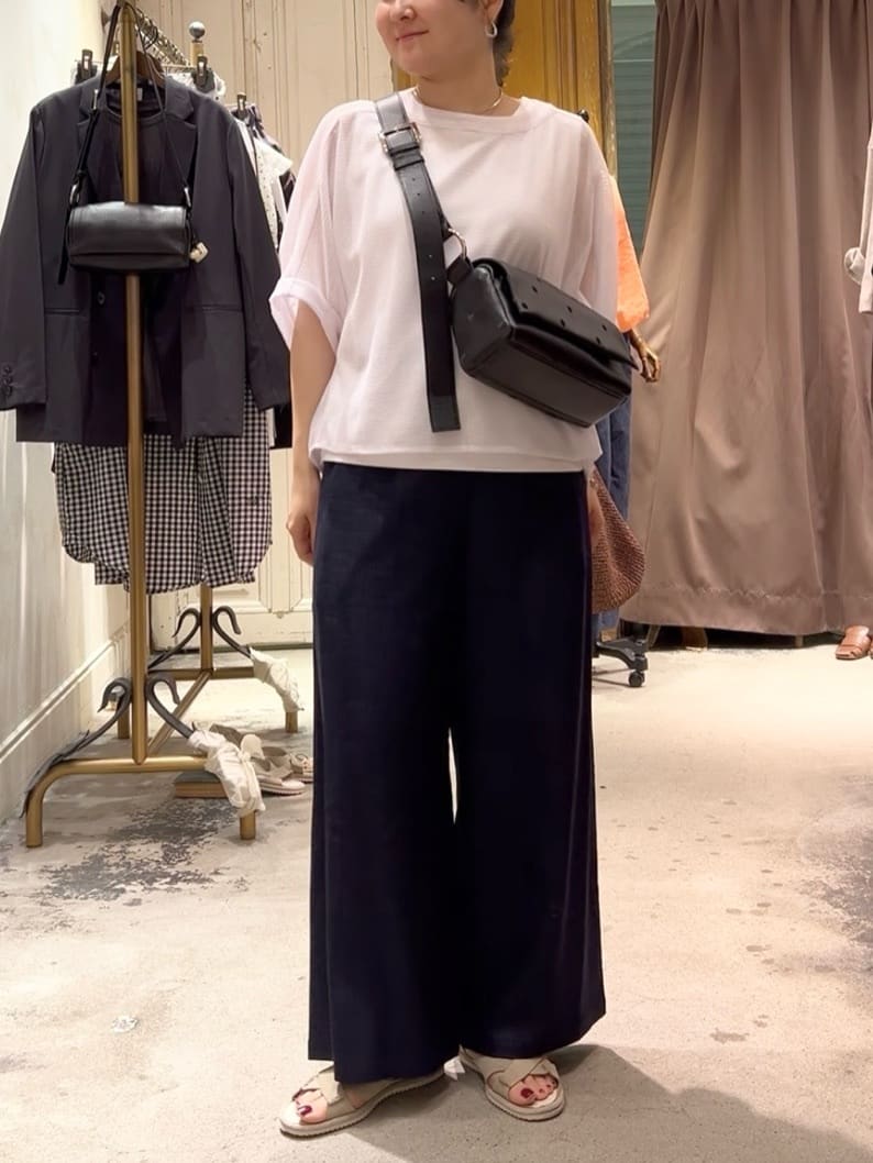 BEARDSLEY | 《本革》ドットボディバッグ | Rakuten Fashion(楽天