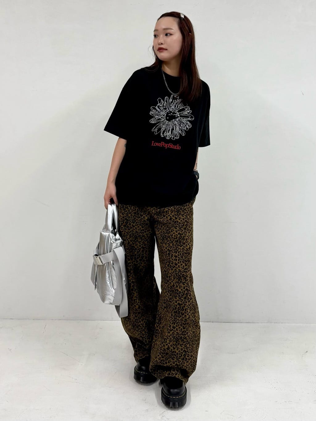FREAK’S STOREの<機能性素材>LOVE POP STUDIO フラワー エンブロイダリー Tシャツ 限定展開を使ったコーディネートを紹介します。｜Rakuten Fashion(楽天ファッション／旧楽天ブランドアベニュー)7212240