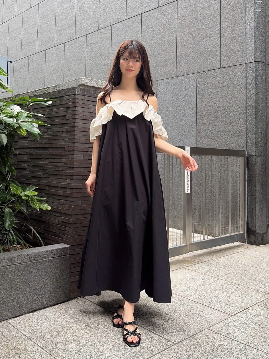 新品未使用タグ付き EDIT COLOGNE バルーンオフショルキャミワンピース EDIT COLOGNE（エディットコロン） ワンピース 「E」バルーン