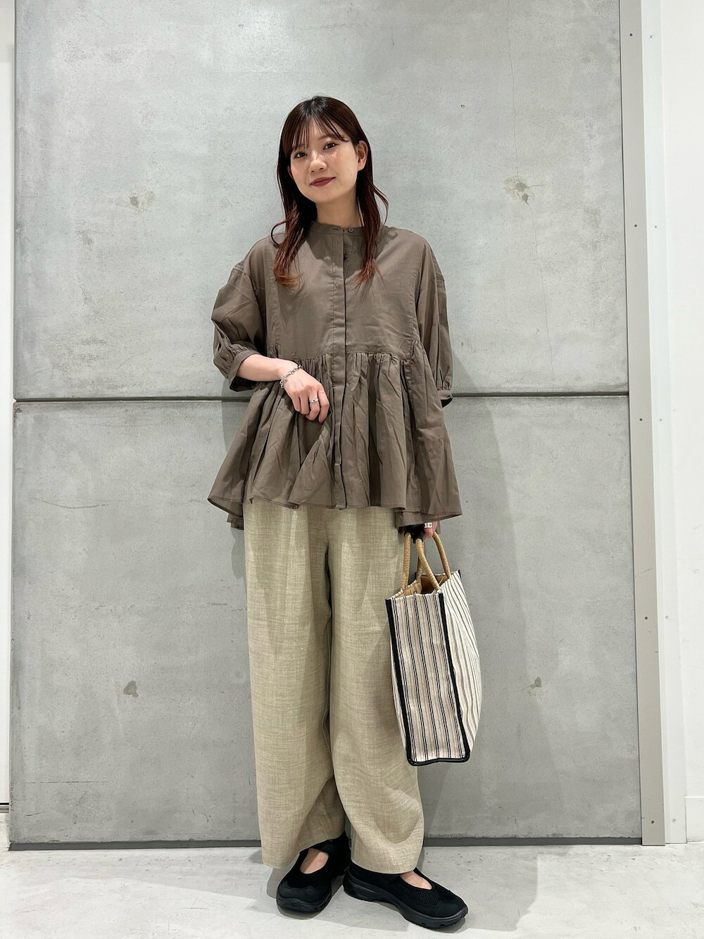 URBAN RESEARCH DOORS | 『UR TECH』コットン切替ギャザーブラウス