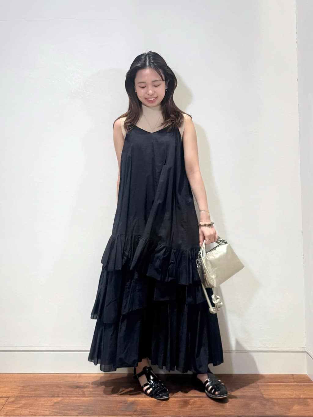 allureville | バック釦ディティールプルオーバー | Rakuten Fashion