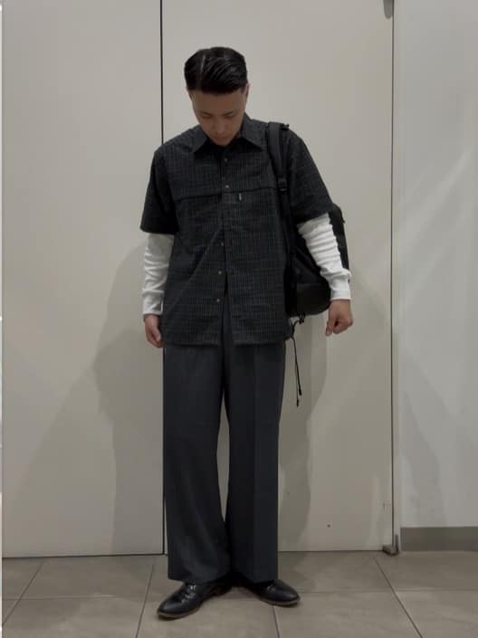 FREAK’S STOREの別注 フィッシングポケット ショートスリーブ シアサッカー スピンドル チェックシャツを使ったコーディネートを紹介します。｜Rakuten Fashion(楽天ファッション／旧楽天ブランドアベニュー)7218513
