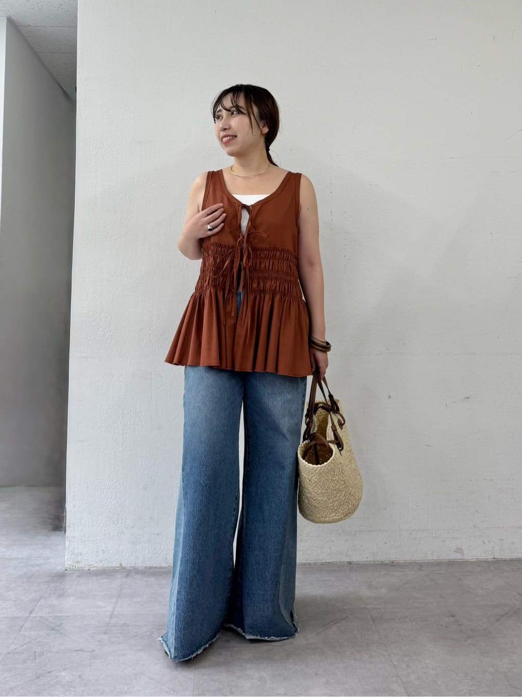 GALLARDAGALANTEの2WAYシャーリングタンクチュニックを使ったコーディネートを紹介します。｜Rakuten Fashion(楽天ファッション／旧楽天ブランドアベニュー)7219065