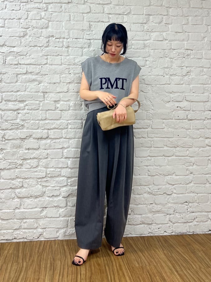 GALLARDAGALANTEのオフショルスウェットTeeを使ったコーディネートを紹介します。｜Rakuten Fashion(楽天ファッション／旧楽天ブランドアベニュー)7220111