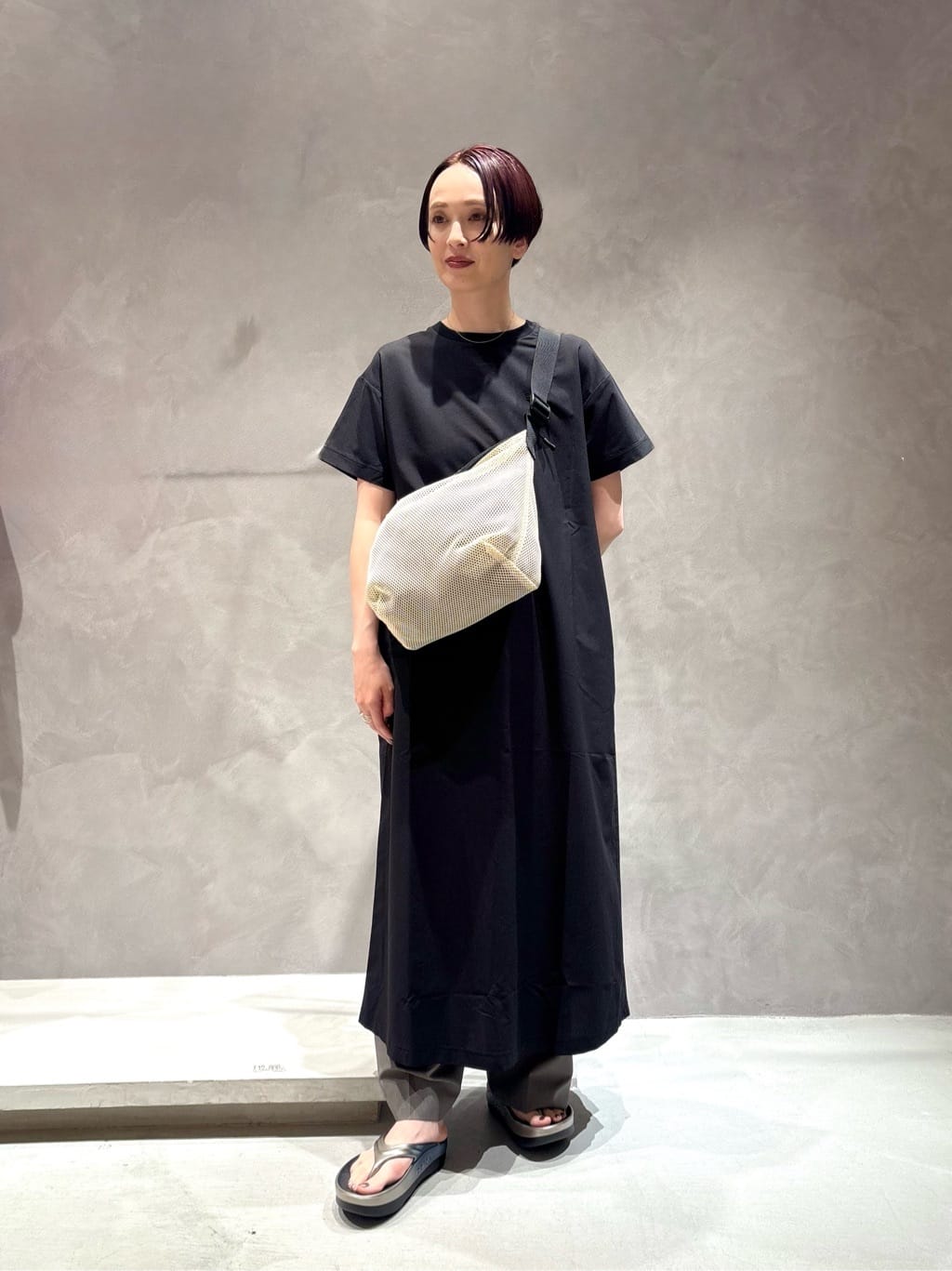 ユナイテッドアローズ 美品 カットジャガードショートスリーブワンピース 黒 UNITED ARROWS（ユナイテッドアローズ）の「カットジャカード ショート