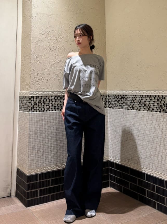 期間限定お値下げ　attisession ビック オフショルダー Tシャツ BEAUTY&YOUTH UNITED ARROWS | <ATTISESSION>ビック オフショルダー T