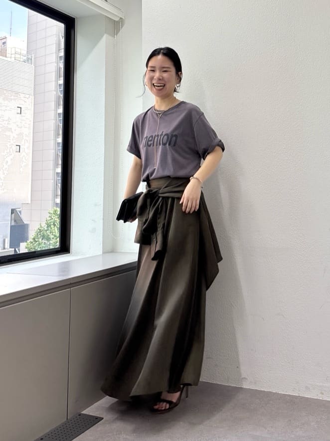 GALLARDAGALANTEの【洗練ブラウス】【2way】キュプラブラウスを使ったコーディネートを紹介します。｜Rakuten Fashion(楽天ファッション／旧楽天ブランドアベニュー)7120771