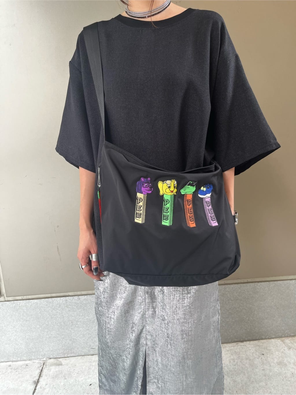 ear PAPILLONNERの【PEZ(ペッツ)×ear】クロスショルダーバッグを使ったコーディネートを紹介します。｜Rakuten Fashion(楽天ファッション／旧楽天ブランドアベニュー)7229224