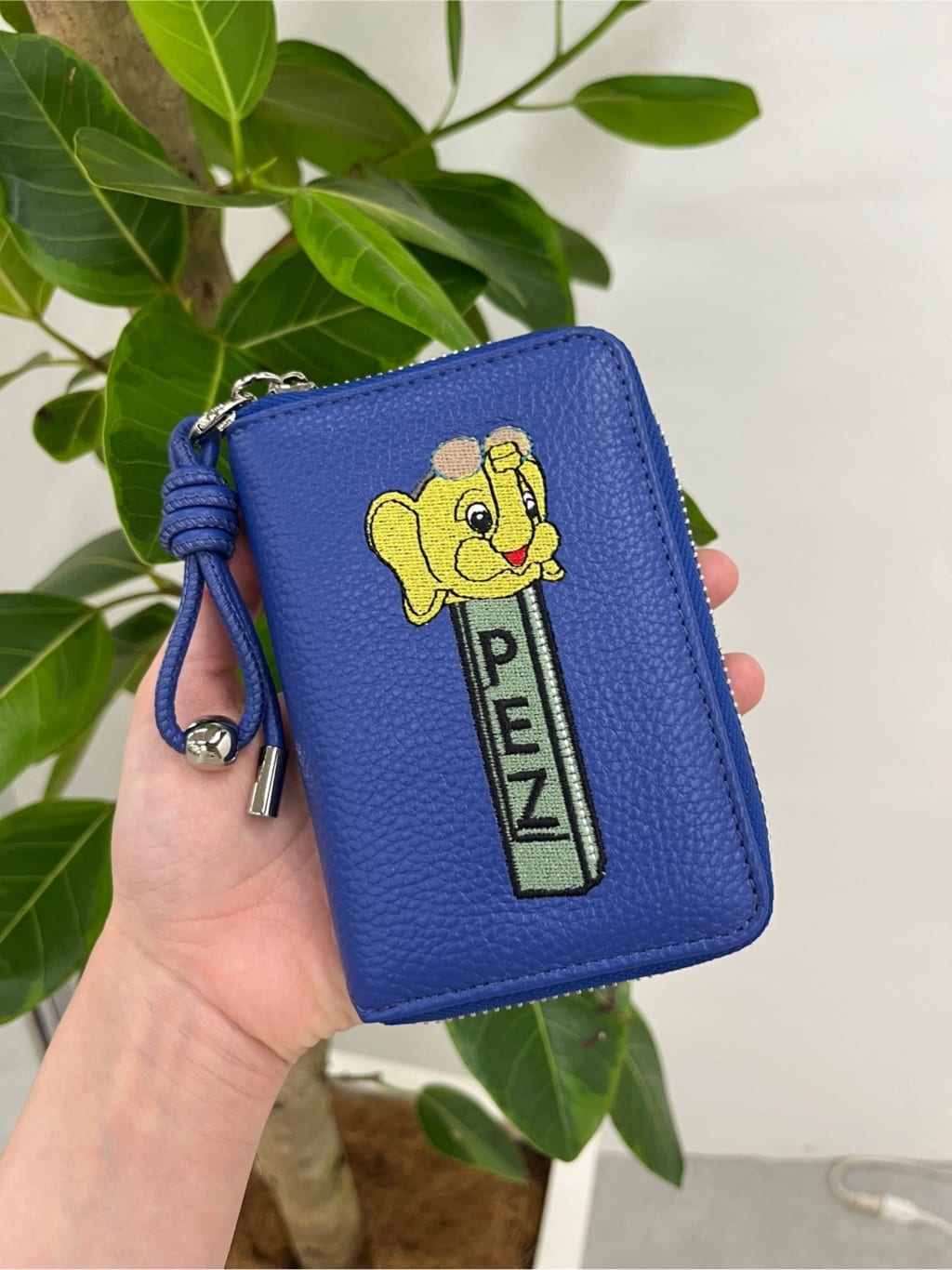 ear PAPILLONNER | 【PEZ(ペッツ)×ear】折り財布《本革》 | Rakuten