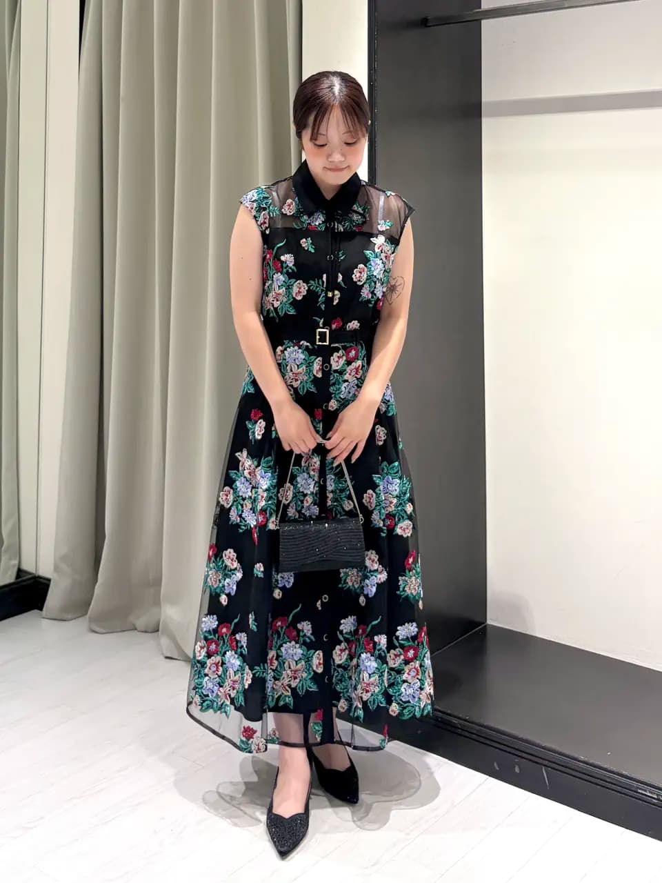 GRACE CONTINENTAL | ブーケフラワー刺繍ワンピース | Rakuten Fashion